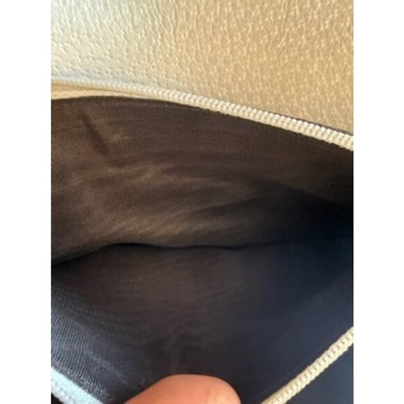 Gucci Beige Ivory GG Canvas and Leather Continental Wallet*Very Nice Condition - Picture 11 of 15